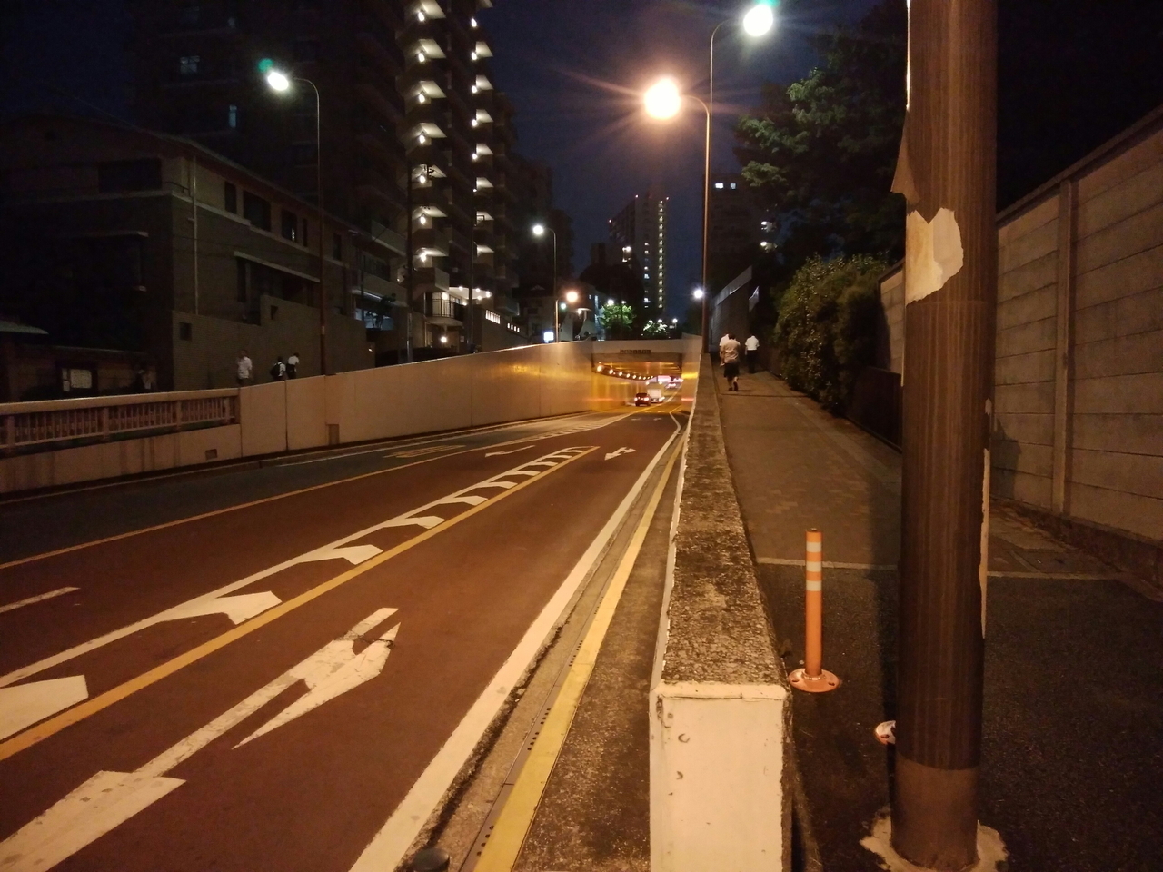 画像を等倍で表示します 画像